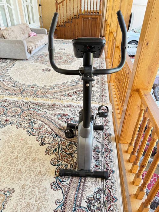 Велотренажёр почти новый