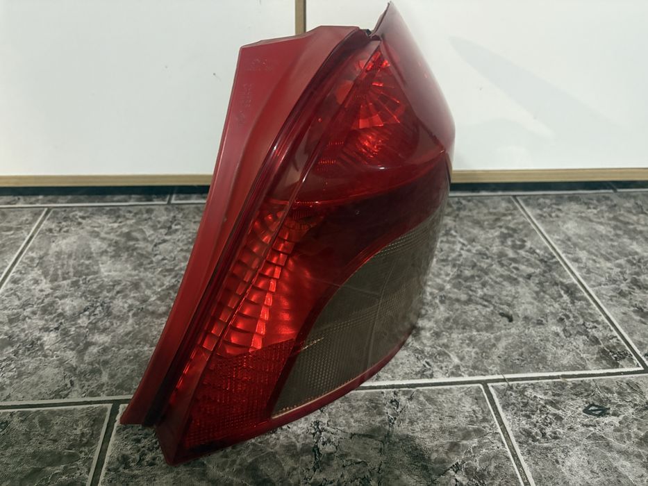 Десен стоп за Тойота Ярис / Toyota Yaris 2006