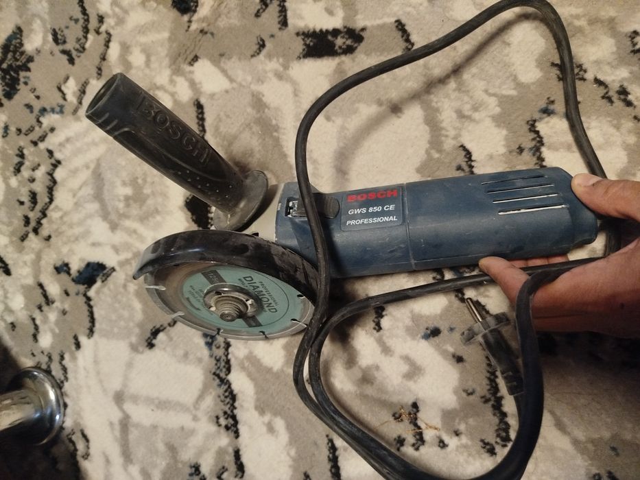 Bolgarka 4-5 kun ishlagan,bekor yotibdi.