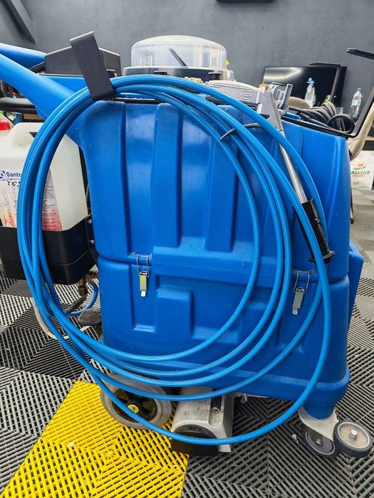 Închirieri utilaje Profesionale Curatenie.Injectie.Extractie Mochete