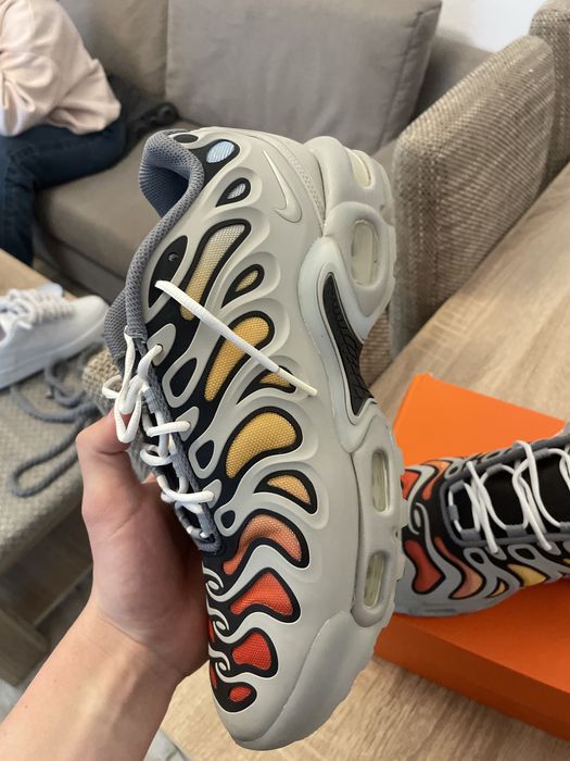 Vand nike tn marimea 43 intr o conditie foarte buna