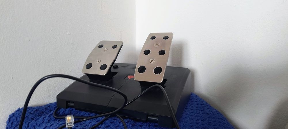 Гейминг волан с педали