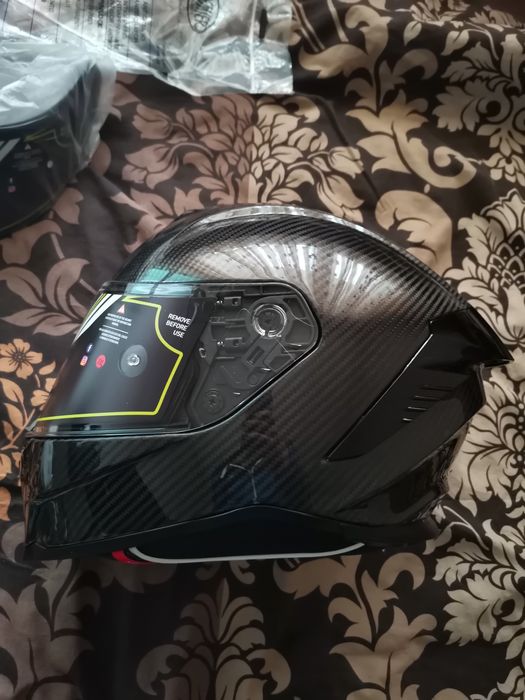 Карбонова Каска за мотор Premier Hyper Carbon 2 броя