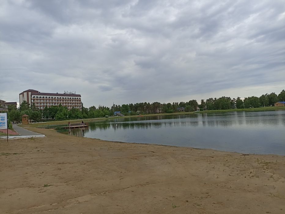 Коттедж в основном бору