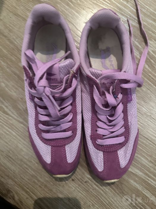 Кроссовки 37 lining