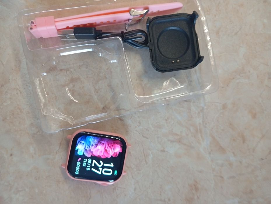 Ceas smart (are multe aplicații)