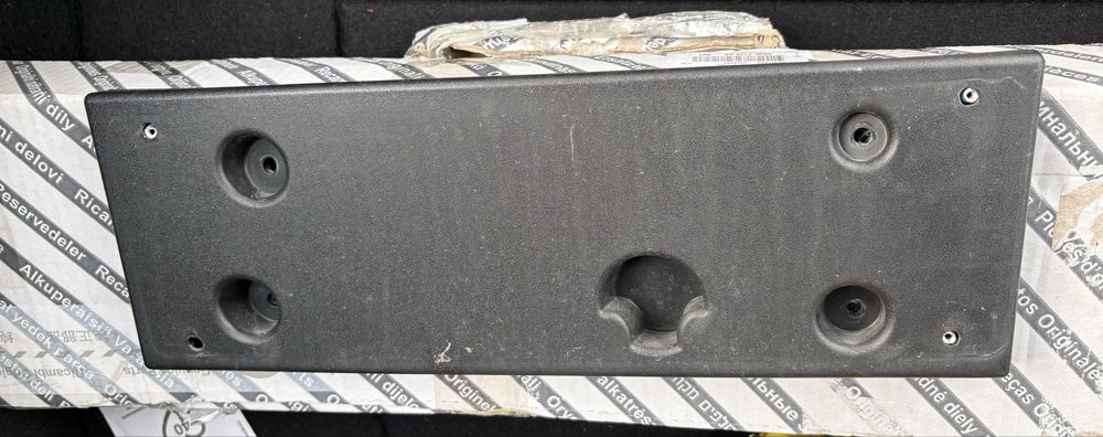 Alfa Romeo Stelvio - стойка преден номер