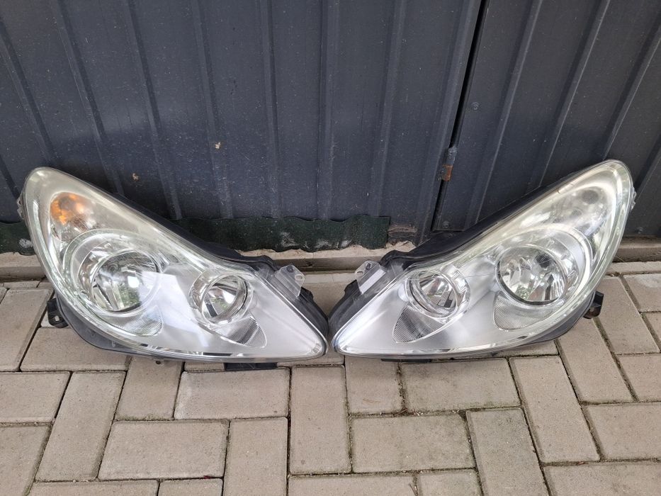 Faruri Opel Corsa D