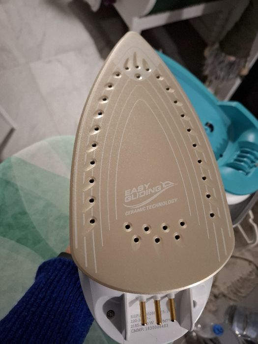 Fier de călcat fără fir