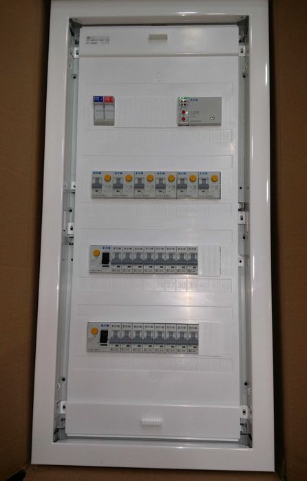 Tablouri electrice complet echipate, noi, 48 module, Eaton, NOI