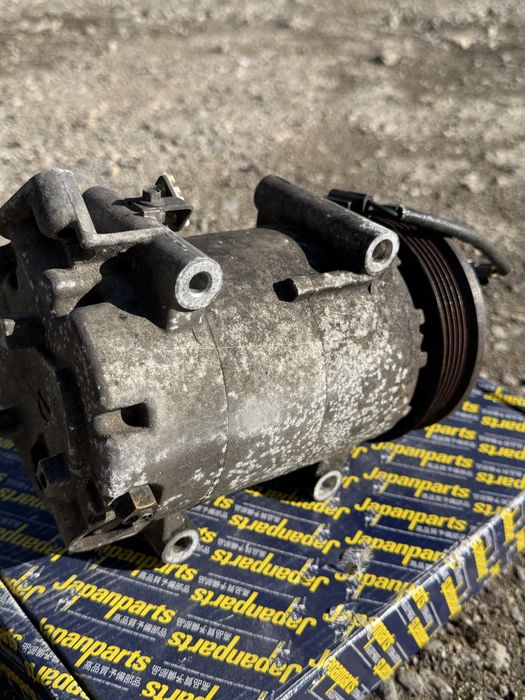 Компресор за климатик Ford C-Max 1.6