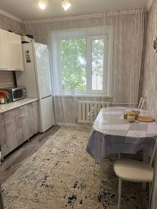 Сдам 2х кв М.Жусупа 52