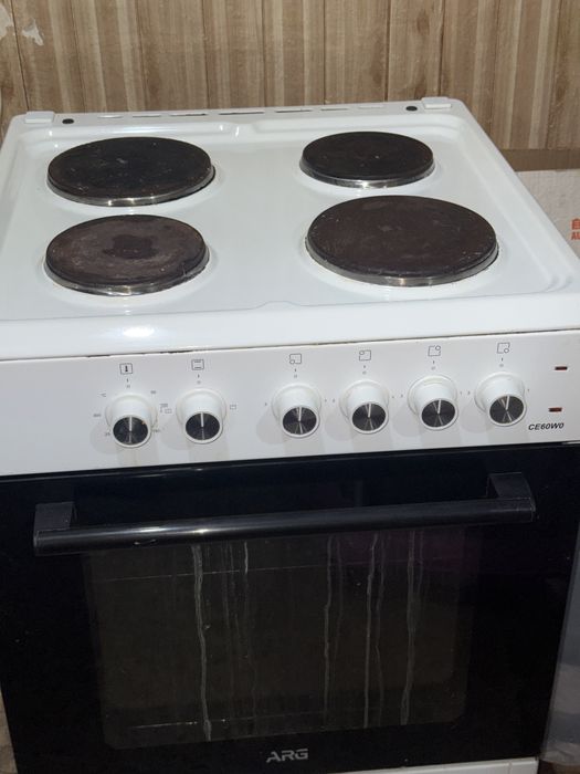 Плита с духовкой