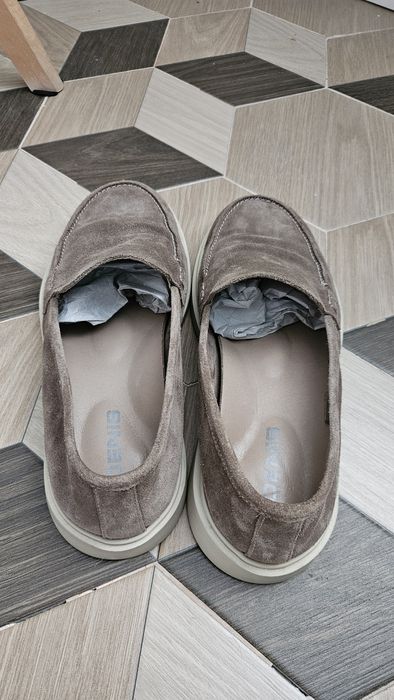 Loafers de piele intoarsa marca Denis