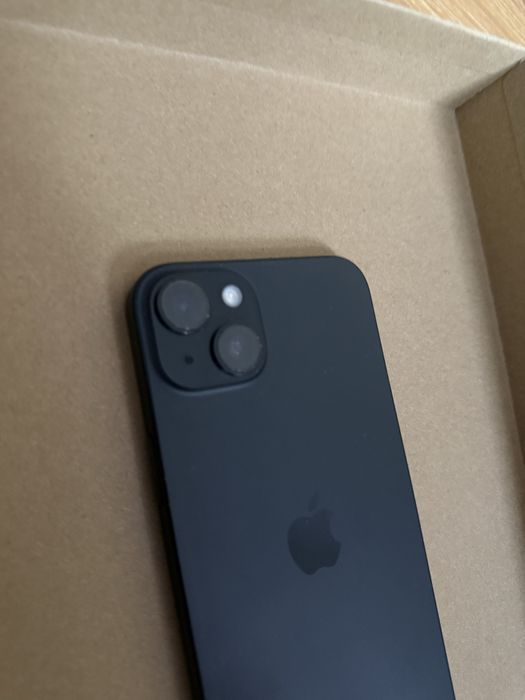 Iphone 15 plus 85%