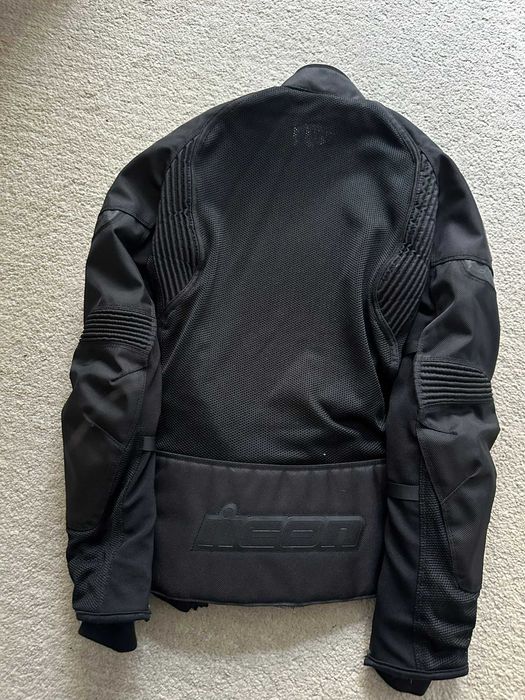 Vand geaca moto ICON contra 2 S/M