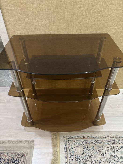 Поставка под телевизор