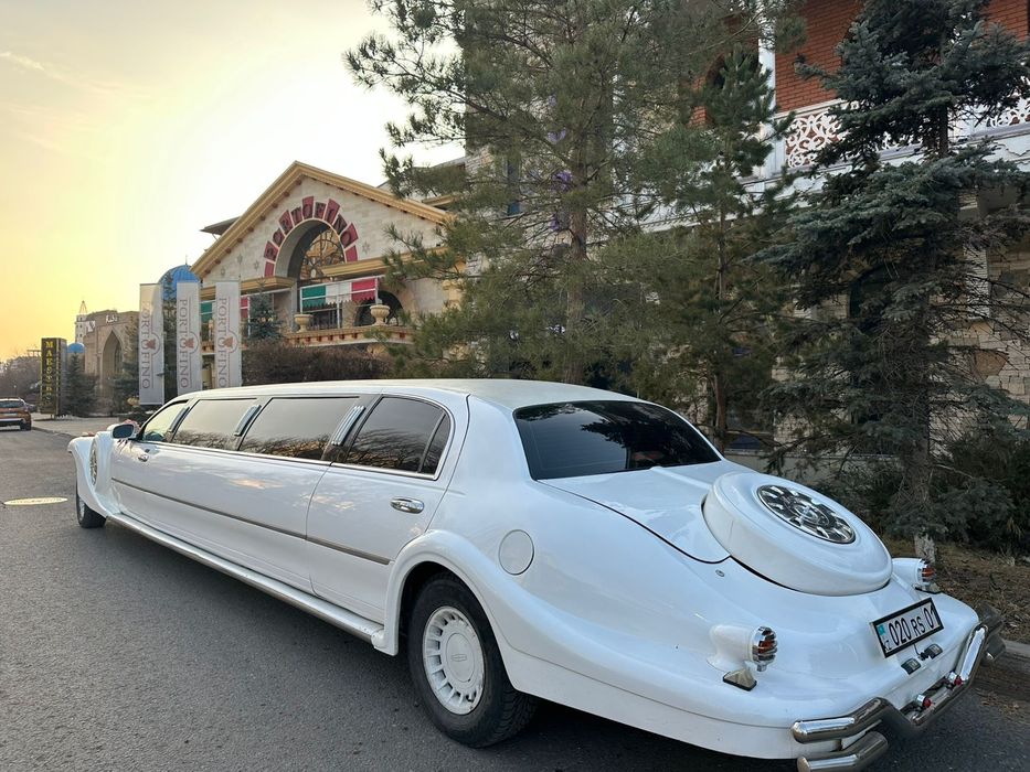 Прокат лимузина  .