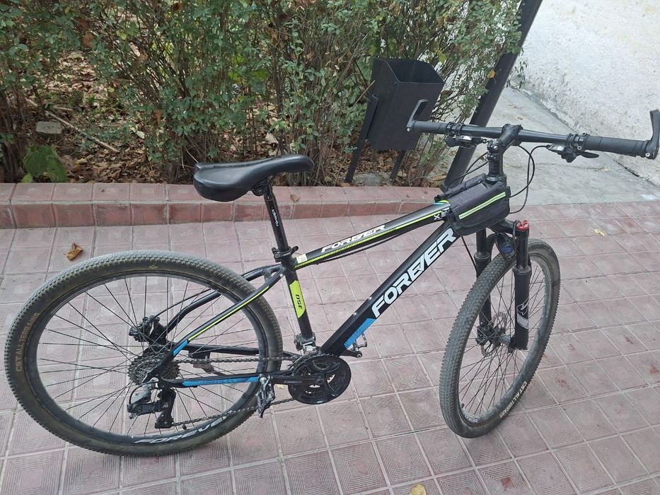 Продаю велосипед FOREVER

Продаю надёжный и лёгкий горный велос
