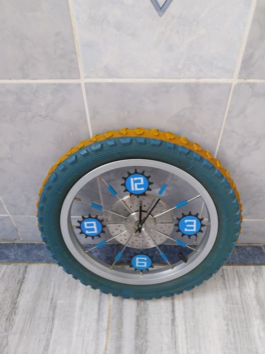 Ceas Hand  Made roată bicicletă