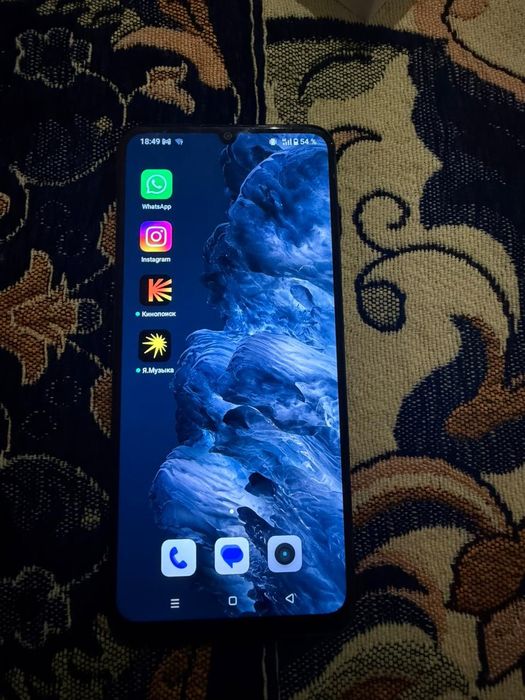 Телефон один хозяин б/у