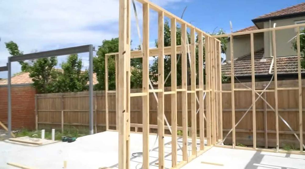 Сглобяема къща „СЪБЪРБЪН“ | 30–60 м² | Wood Frame | 499€/м²|975лв./м²