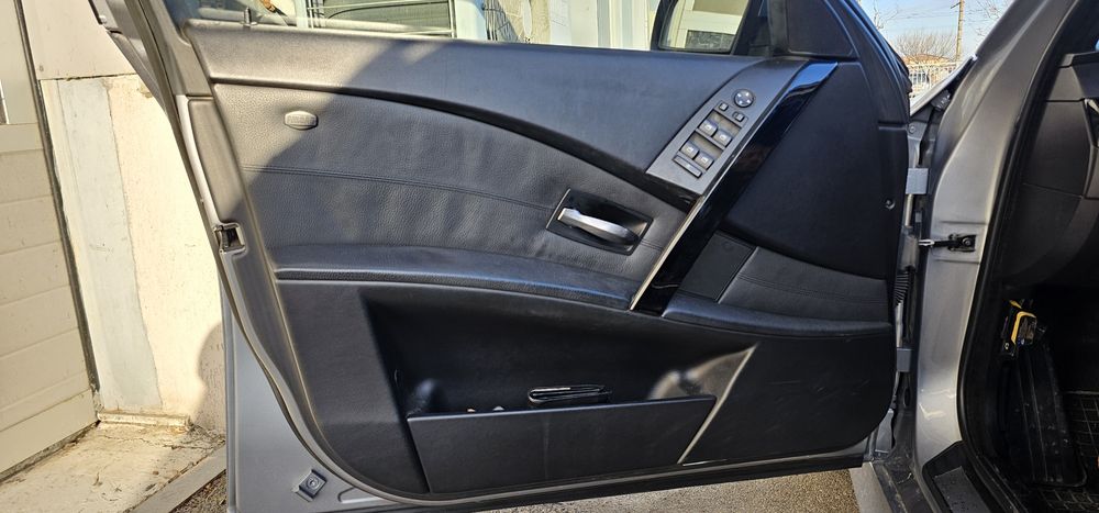 Кожени кори за врати за BMW E61/E60