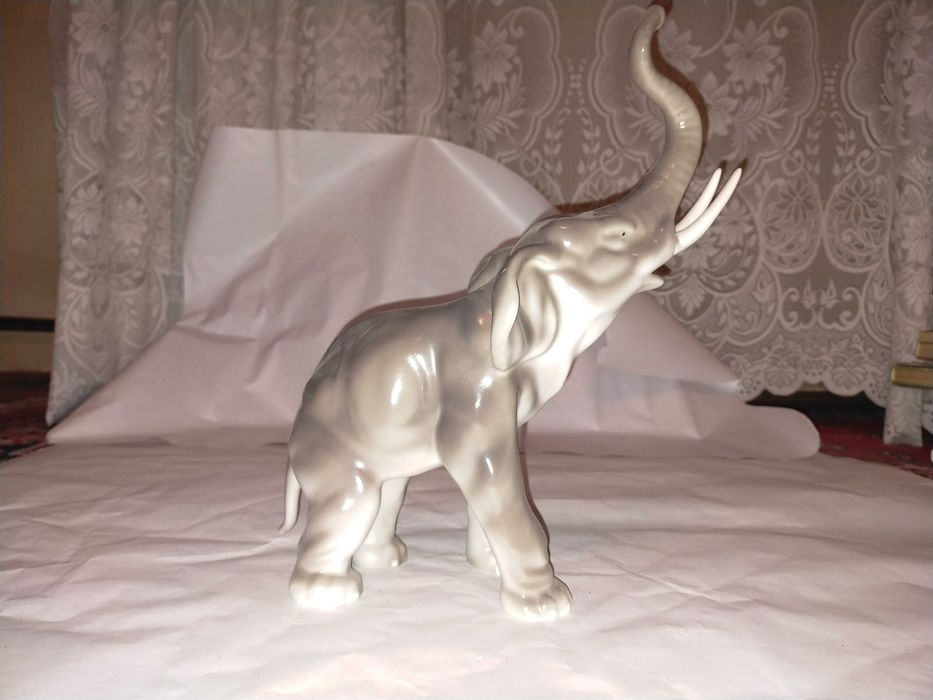 Figurină Porțelan - Elefant