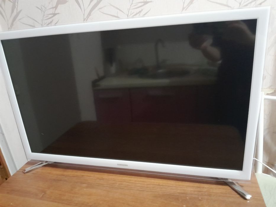 Телевизор Samsung Smart 15000т.