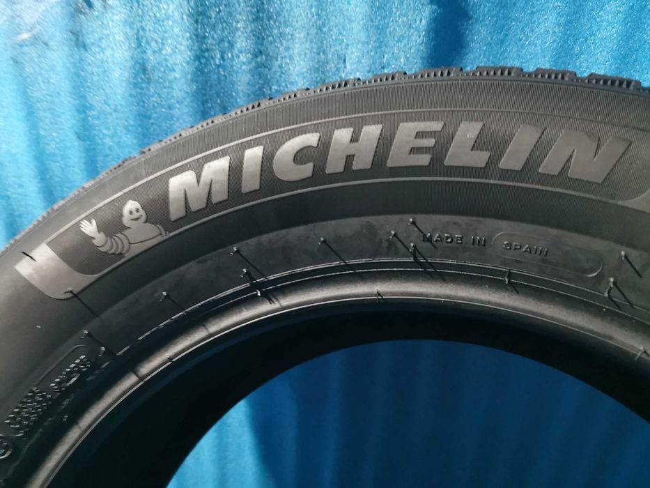 215/65 R17 - michelin m+s 4 bucati