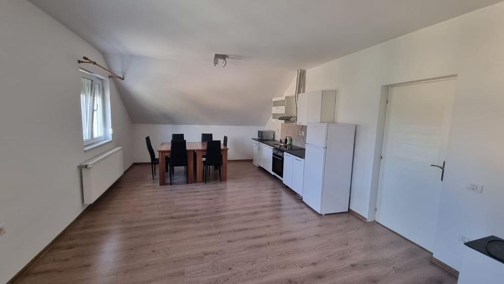 Închiriez apartament in Ghiroda (curte si loc de parcare in curte )