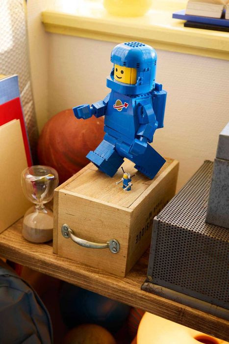 LEGO: Минифигурка космонавта в увеличенном масштабе (40921)