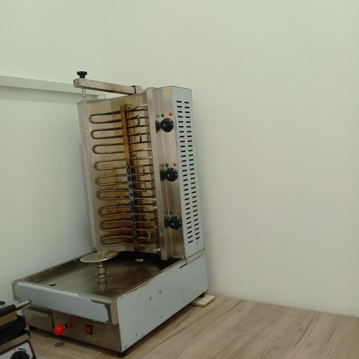 Kafe + pishiriq jixozlari