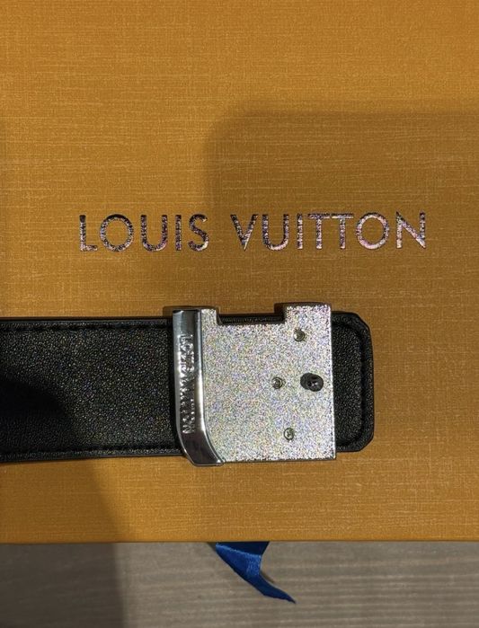Curea “Louis Vuitton” Negru (Sigilat)