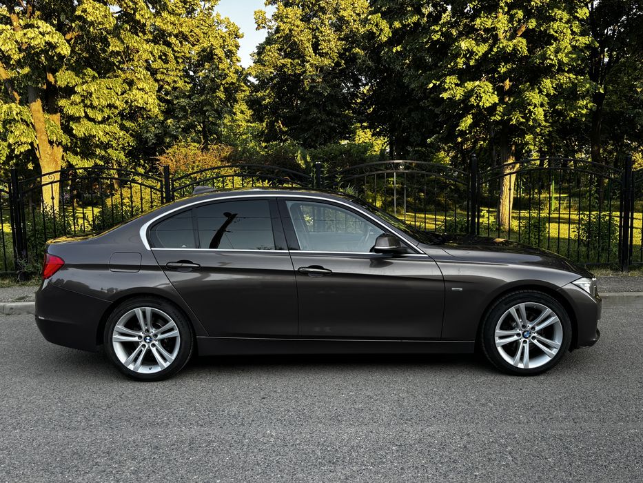 BMW Seria 3 F30 320d Luxury 2014