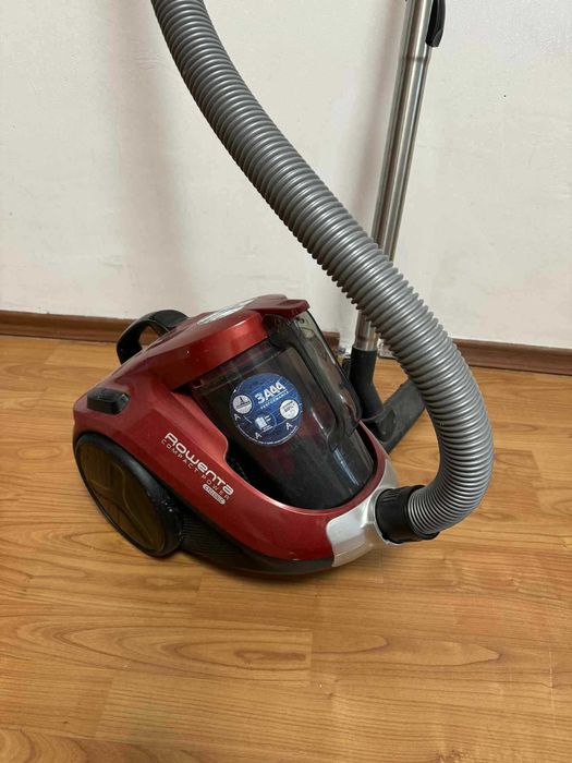 Прахосмукачка Rowenta vacuum cleaner с кабел