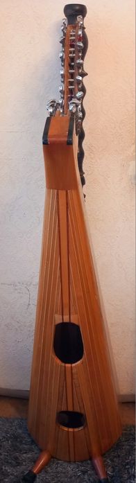 Арфа стара 38 струнна