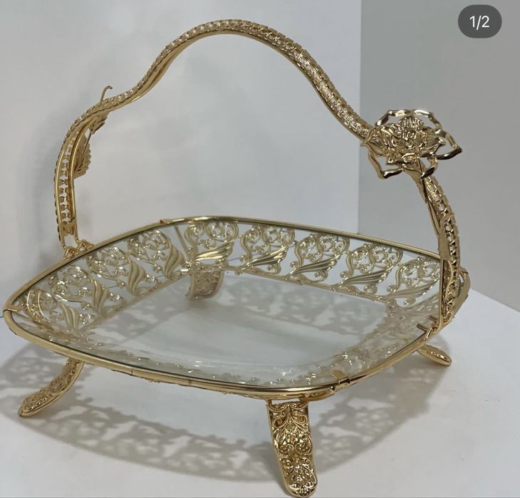 Посуда манежница конфетница