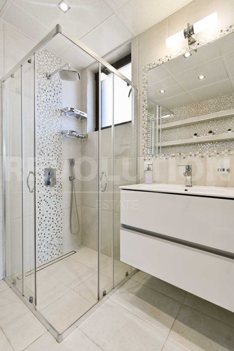 Продава се Многостаен апартамент в София, Манастирски ливади - 164 кв.м за 2714 €/кв.м - Снимка #12