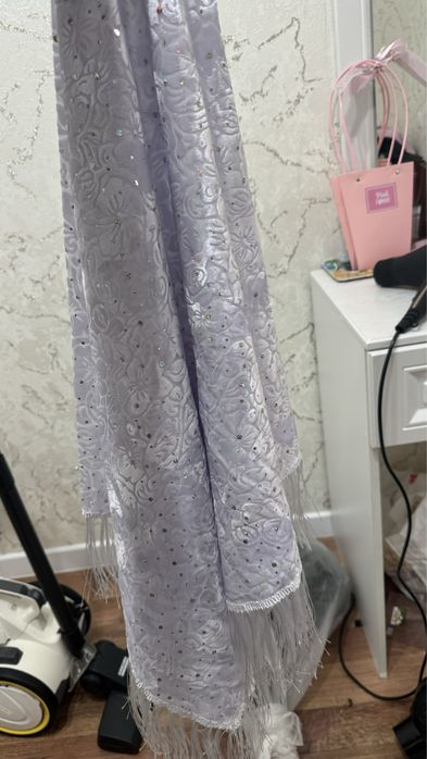 Продается белые качественные платки новые