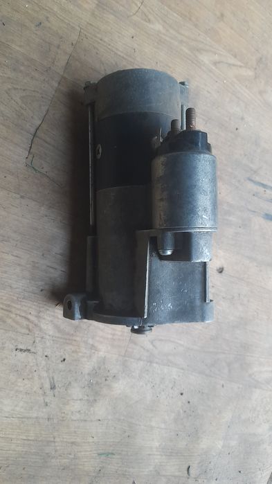 Стартер Mitsubishi Challenger  4m40