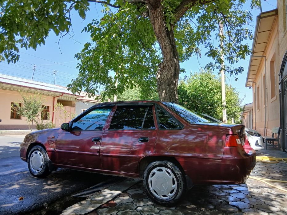 Сдаётся в аренду Нексия -2 в отличном состояние !!!