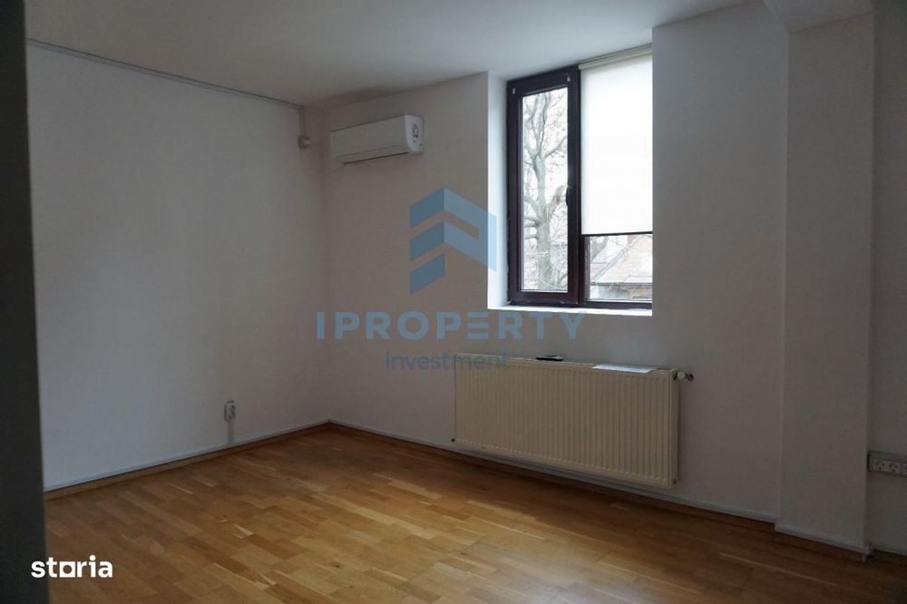 Comercial-Birouri | Piata Victoriei | 250 mpu | 18 Camere | Curte prop