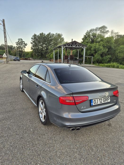 Audi A4 B8.5 Facelift 2.0 TDI 150 CP S line – Întreținută, stare foarte bună