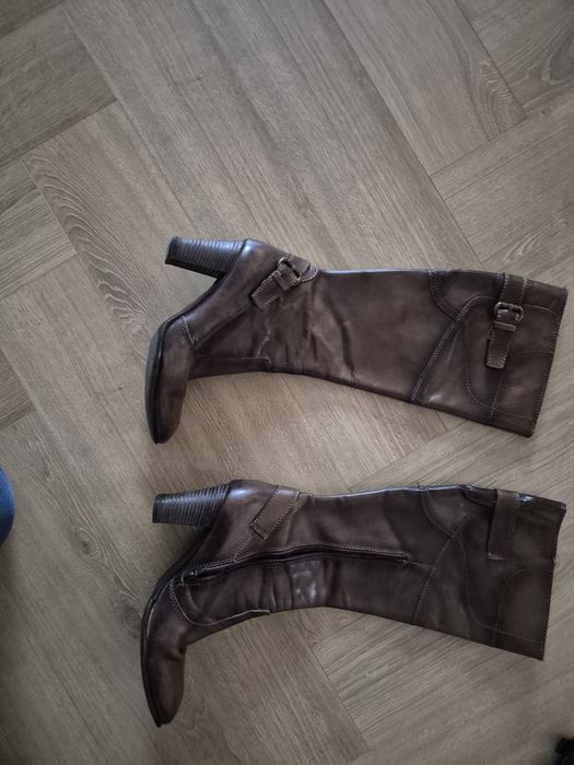 Cizme de piele cu toc