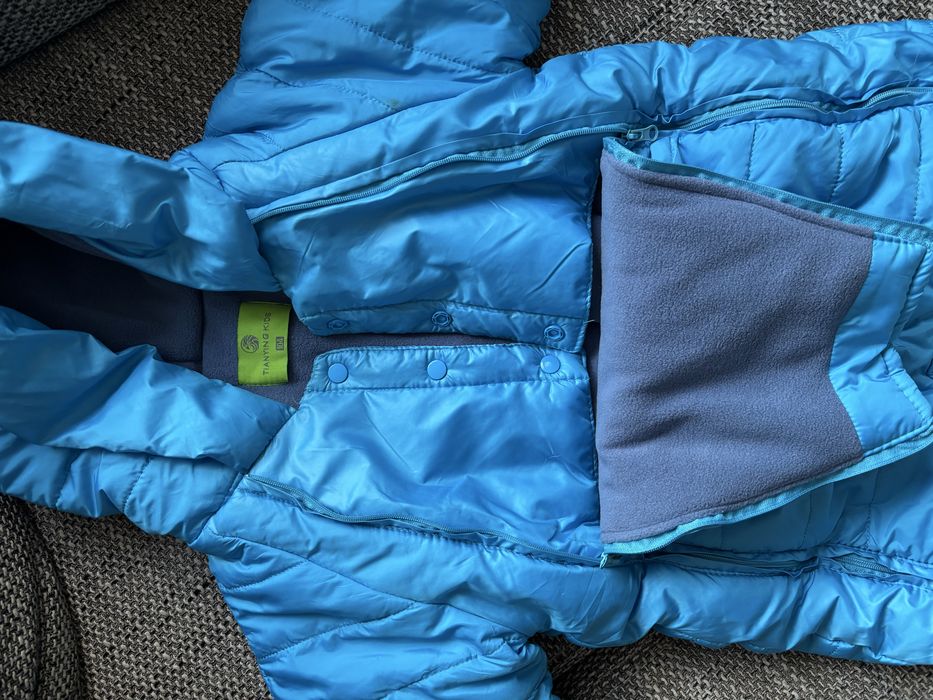 Бебешки зимен космонавт