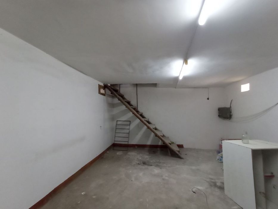 Magazin sotiladi Zarafshon shahri Tayyor biznes