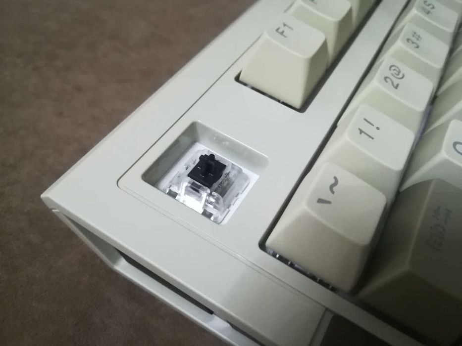 Механ. клавиатура в ретро стиле Ajazz с RGB подсветкой. Новое. Из США