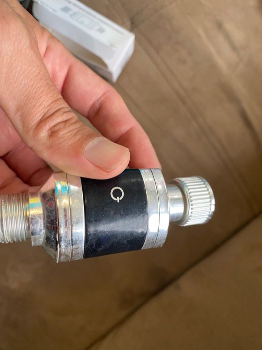 Термометър за течаща вода