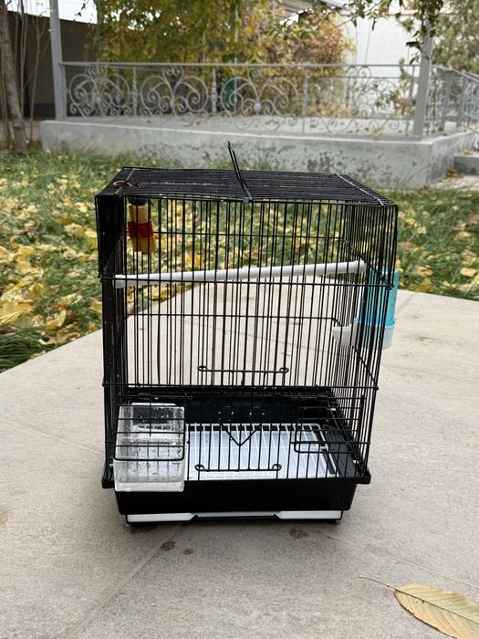 Клетка для попугаев